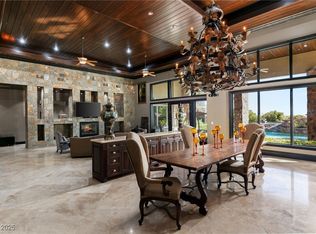 33 Promontory Ridge Dr, Las Vegas, NV 89135