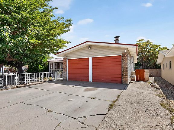5th image of 6344 Leslie Pl NE