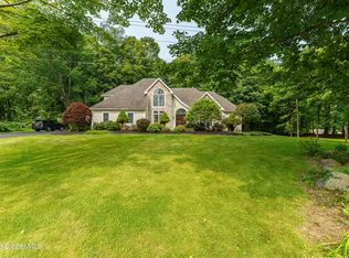 55 Wincoma Ln, Queensbury, NY 12804