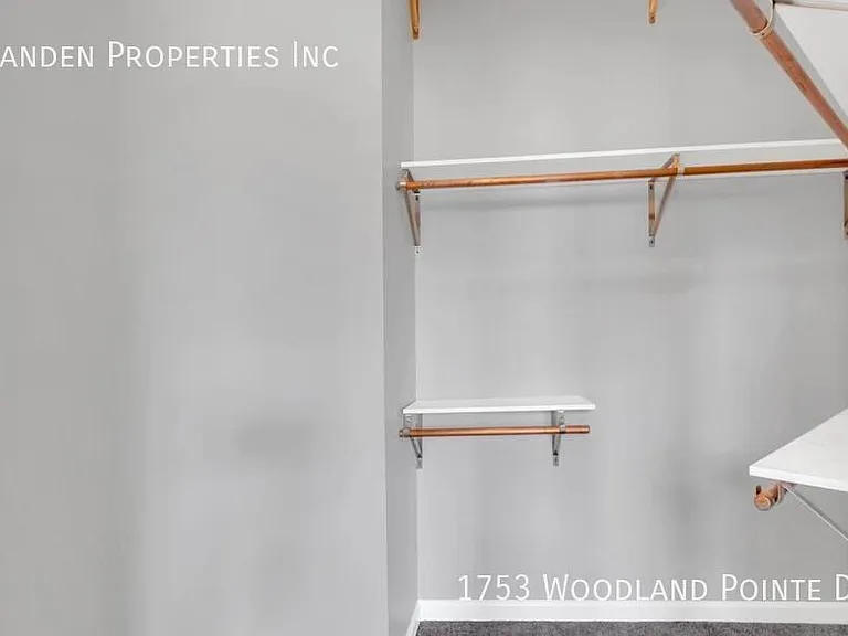 1753 Woodland Pointe Dr — Photo 20