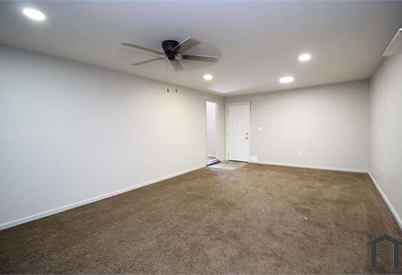 4th image of 913 13th St