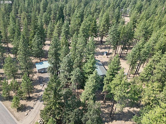 4th image of 215 E Ponderosa Dr