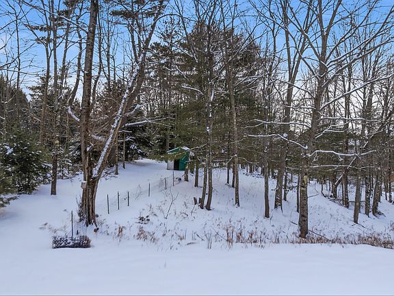 5th image of 668 Fletcher Road