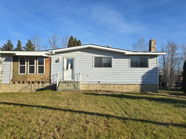 53 West St #5011, Wandering River, AB T0A 3M0