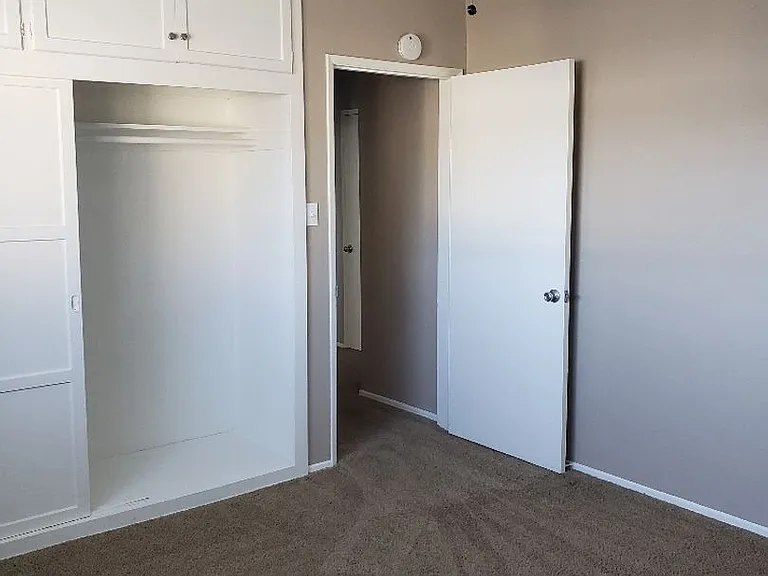 10114 Scott Ave — Photo 4