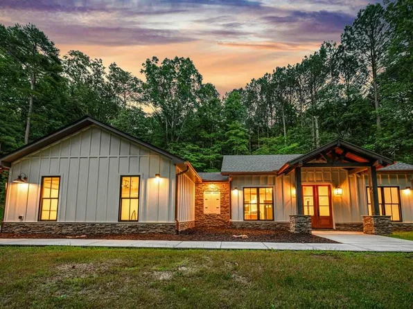 1165 Knight Rd, Ellijay, GA 30540