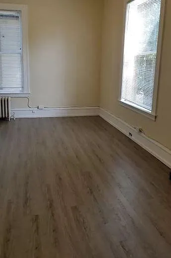 Studio, 200 sqft, $750 — Photo 3