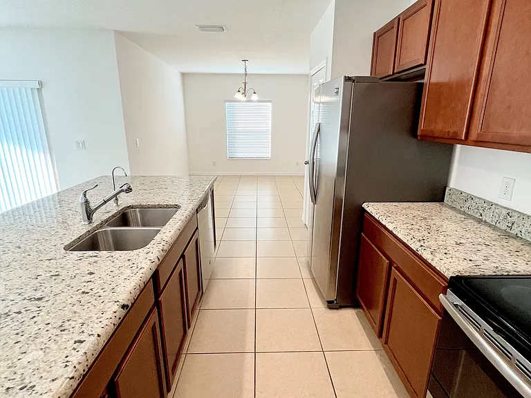 124 Primrose Dr — Photo 8