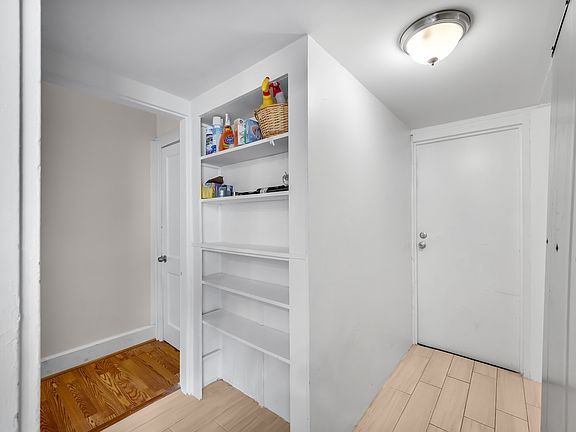 4th image of 2621 1st Ave S
