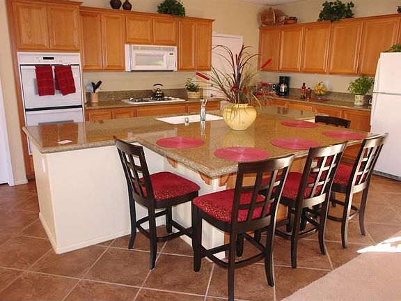 Gourmet Kitchen with Breakfast Nook