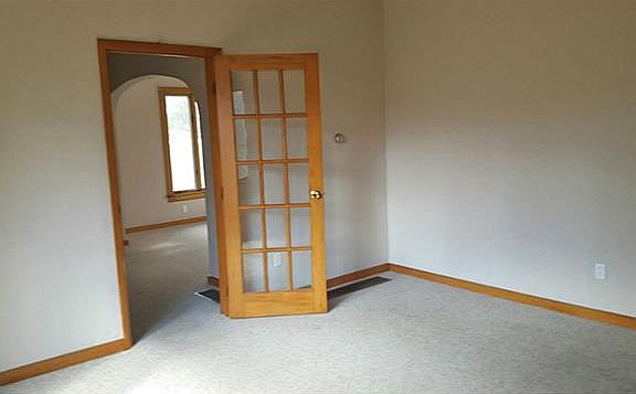 3rd image of 622 Fairview Ave