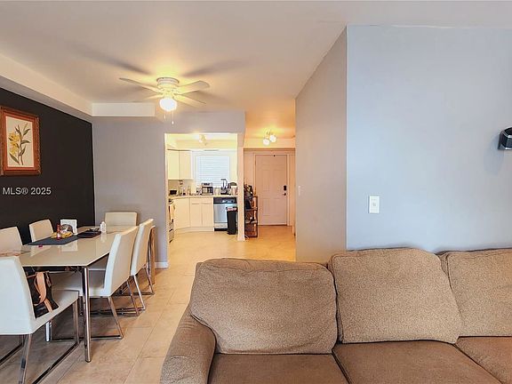 2nd image of 9369 Fontainebleau Blvd