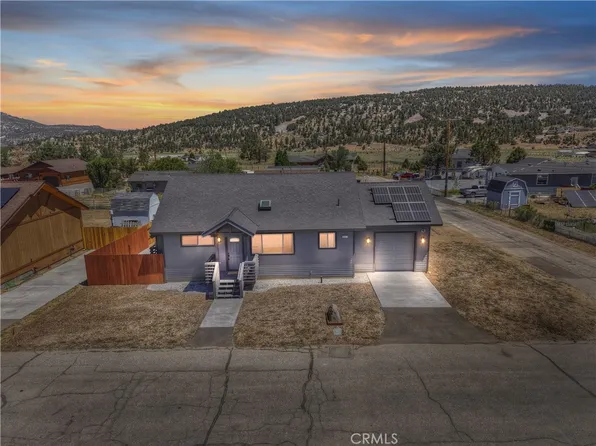 2217 Juniper Ln, Big Bear City, CA 92314