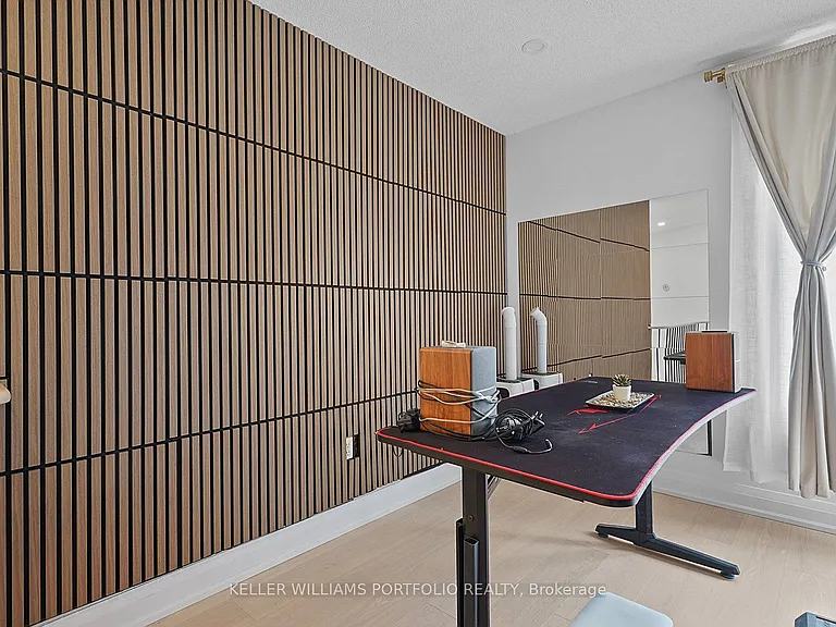9542 Sheppard Ave E — Photo 29