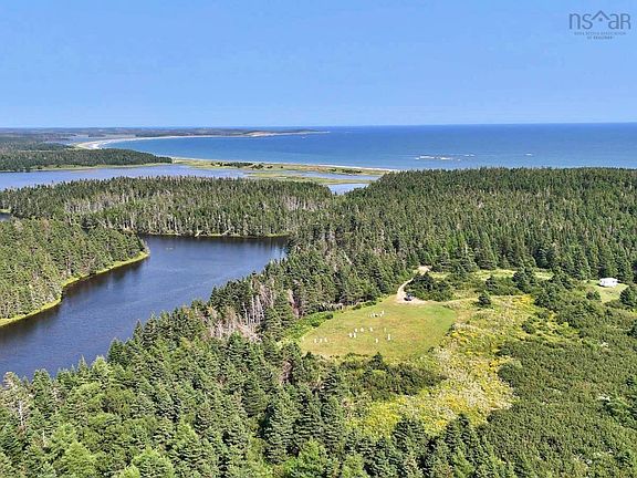 2nd image of 4 Crooked Lake Rd #8
