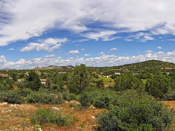 3rd image of 4330 W Coyote Gulch Ln