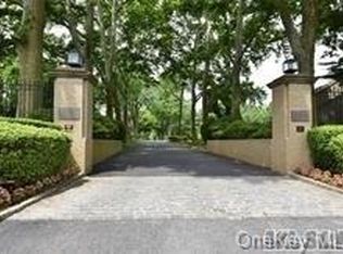 9 Watersedge, Glen Cove, NY 11542