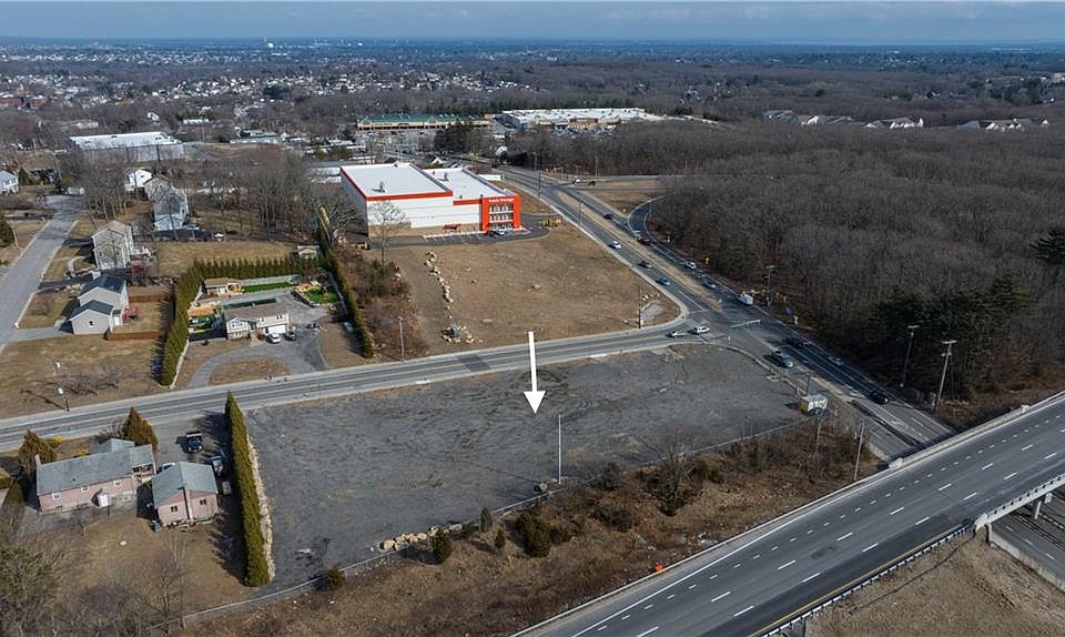 1st image of 1835 Plainfield Pike