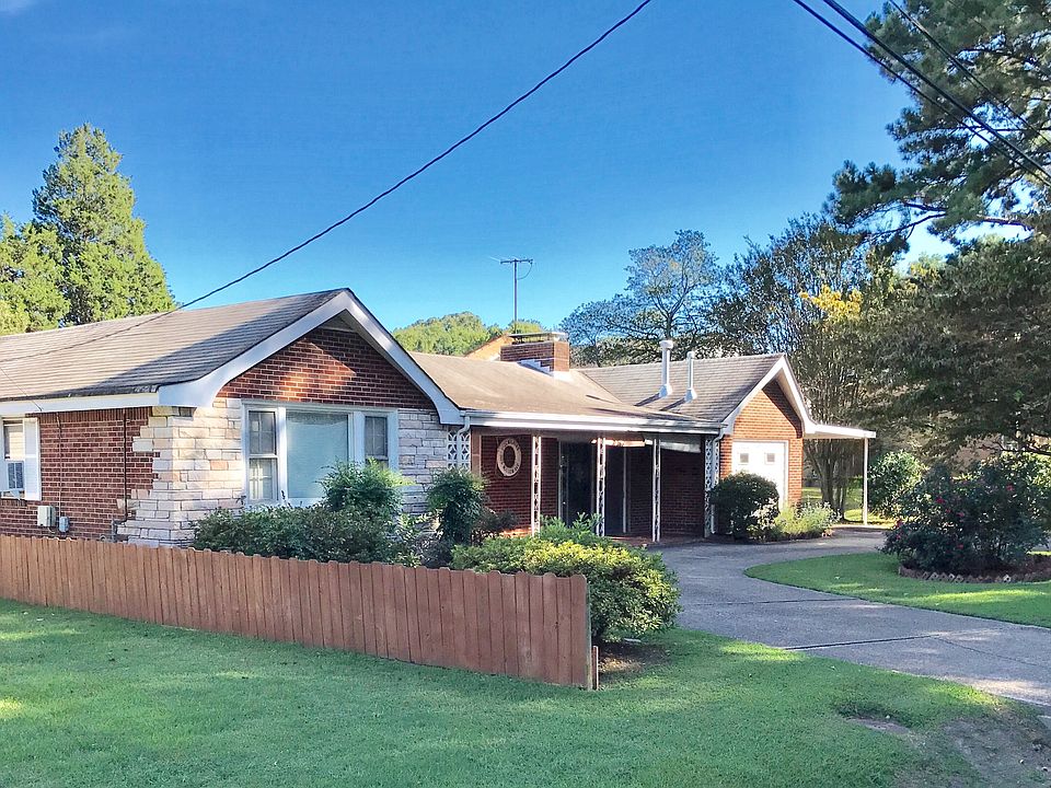 2nd image of 1126 Willow Ave