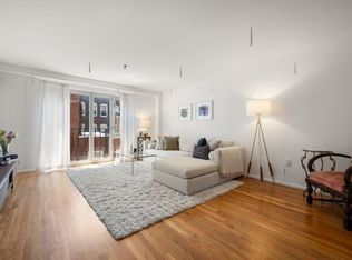 350 North St #403, Boston, MA 02113
