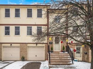 7340 Copenhagen Rd #43, Mississauga, ON L5N2S5