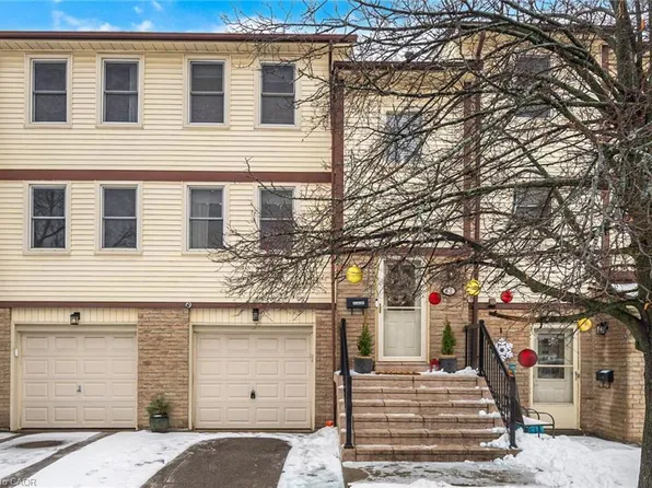 7340 Copenhagen Rd #43, Mississauga, ON L5N 2S5