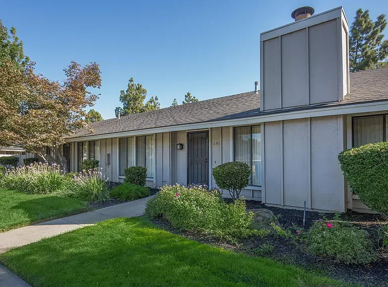 Bear Creek Manor/Bear Creek Terrace — Photo 5