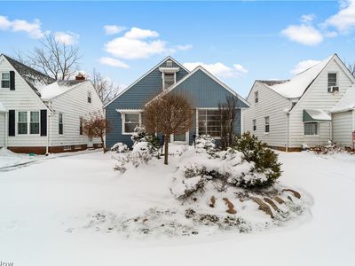 7915 Renwood Dr, Parma, OH, 44129