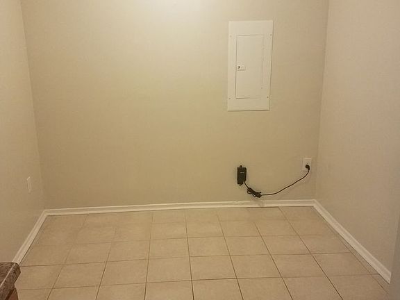5th image of 5325 Bayside Rd #A