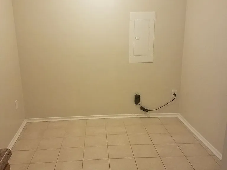 5325 Bayside Rd — Photo 5