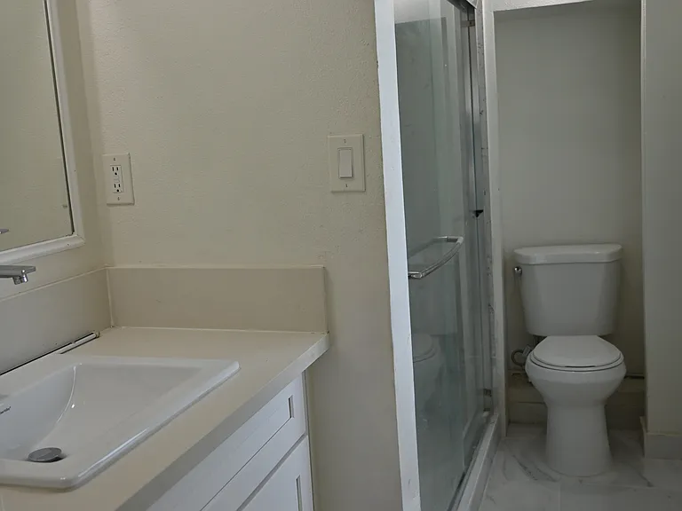 181 E Alegria Ave — Photo 19