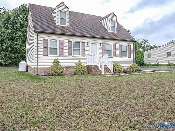 2nd image of 7014 Marie Ln
