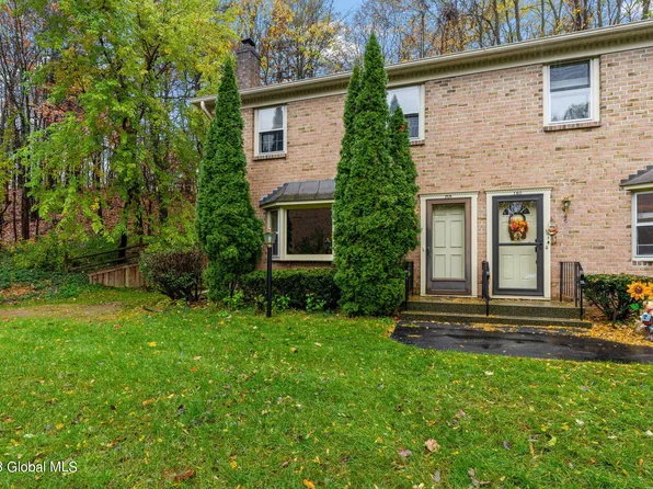 179 Williamsburg Court, Albany, NY 12203