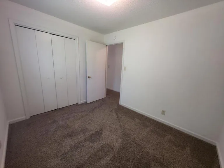 208 Beech St — Photo 14