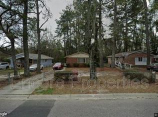 901 Weiss Ave, Fayetteville, NC 28305