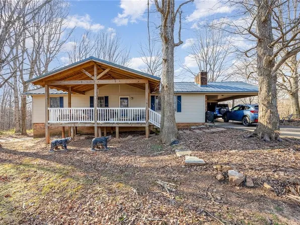 1275 White Dirt Rd, Dobson, NC 27017