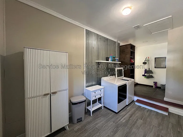 8184 Excelsior Dr — Photo 18