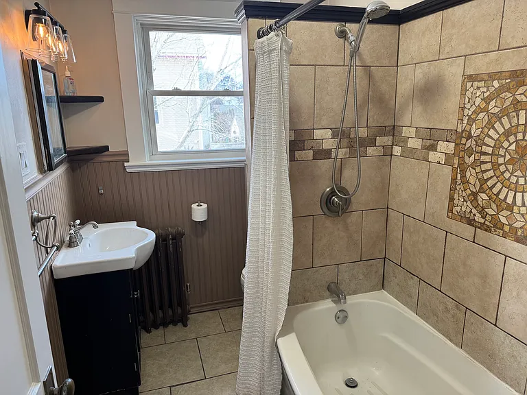 110-112 Waltham St #110 — Photo 6