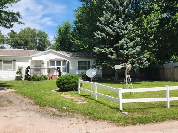 1115 E 13th, North Platte, NE 69101