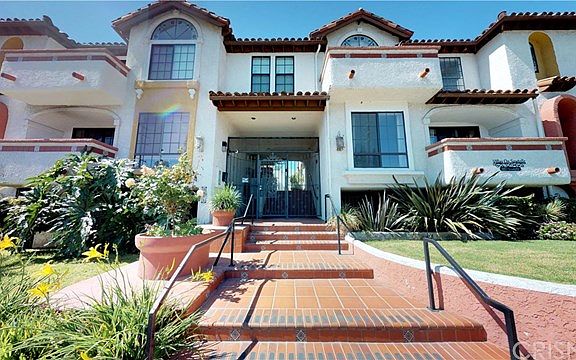 2nd image of 3271 Sawtelle Blvd APT 203