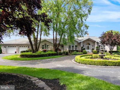 77 Lionheart Ter, Falling Waters, WV, 25419