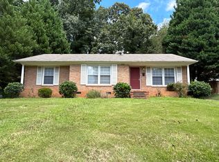 5201 Greenbrook Dr, Charlotte, NC 28205