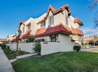 17935 River Cir APT 4, Santa Clarita, CA 91387