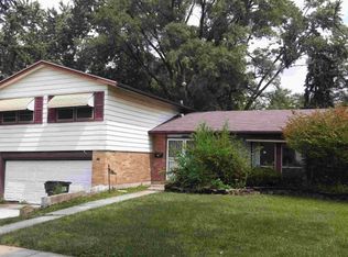 2620 Turtle Creek Dr, Hazel Crest, IL 60429