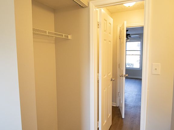3rd image of 1822 Chandler Rd #58-1