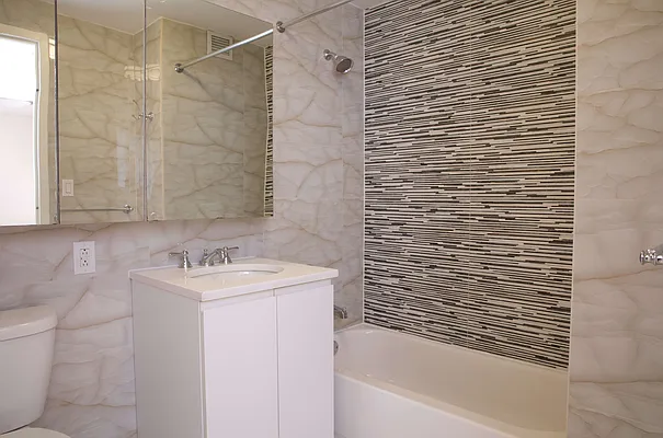 Rented by Kahen Properties | media 10