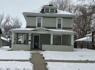 114 N Yale St, Vermillion, SD 57069