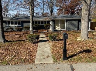 2406 Columbus Dr, Hamilton, OH 45013