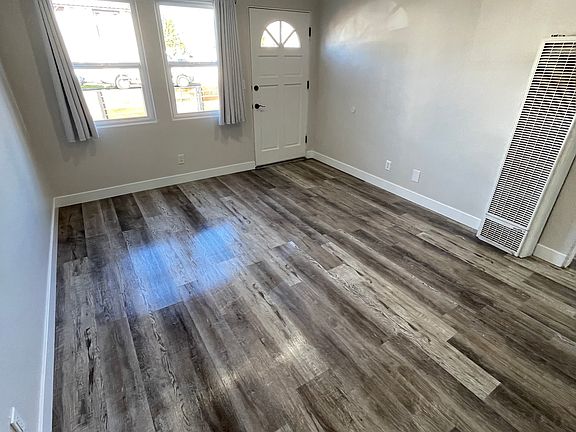 2nd image of 694 Chula Vista St