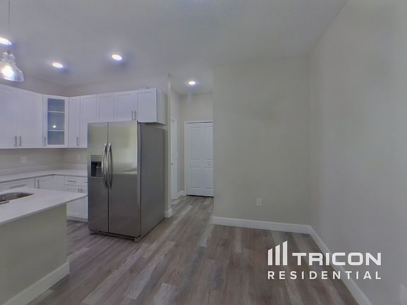 3rd image of 1439 N Salford Blvd